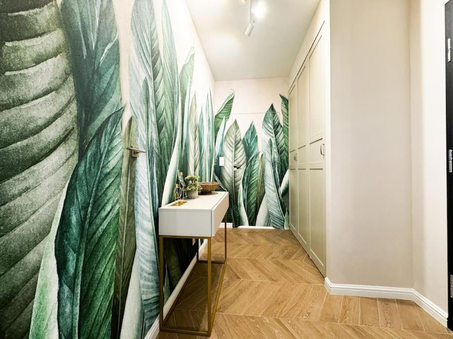 Balcony & Parking, Modern Elegant Apartment! Near Tram Wrocław Exterior foto